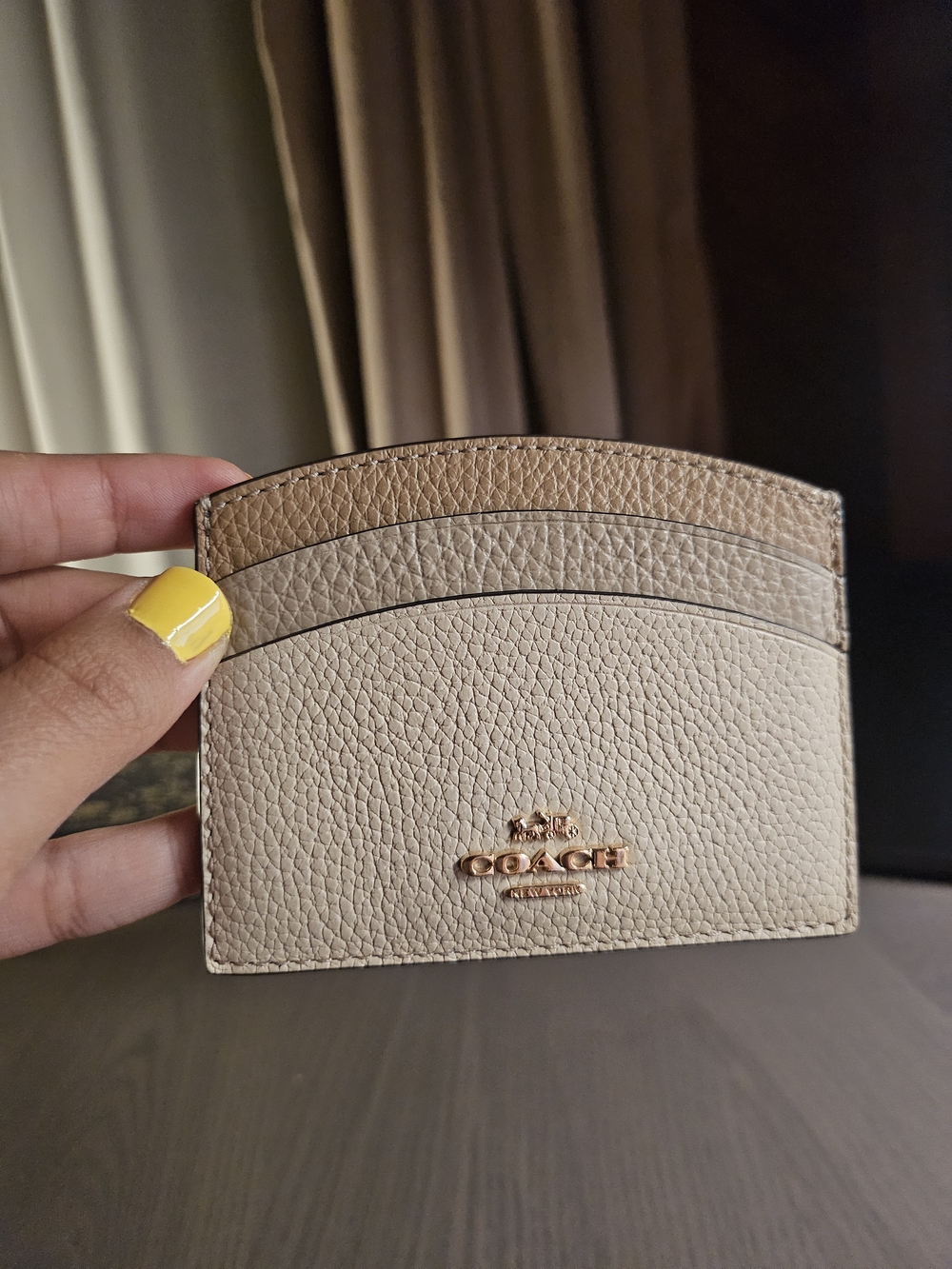 Coach Curved Pebbled Leather Card Case in Beige/Tan